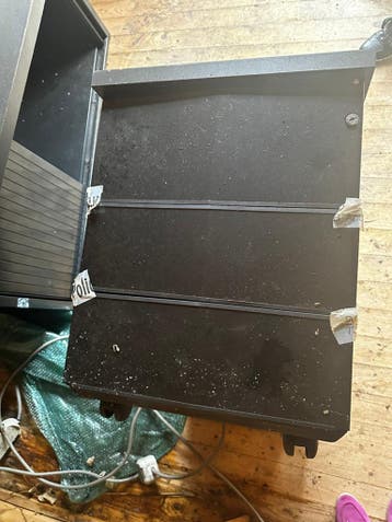 Gratis Bureau Lade kast zwart met grijs