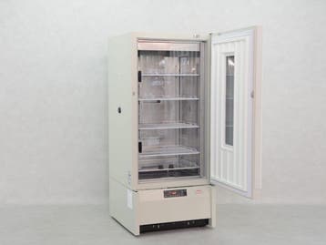 Gratis Sanyo 553 broedstoof incubator