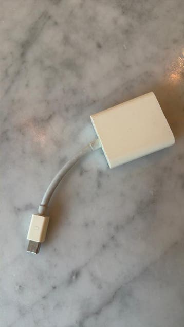 Mac display port naar VGA adapter