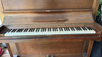 Gunter Piano