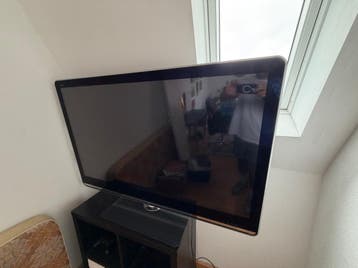 Sharp Aquos 58 inch TV met afstandsbediening