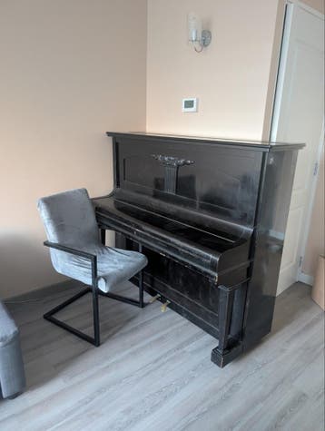 Antieke Zwarte Piano - Gebruikt