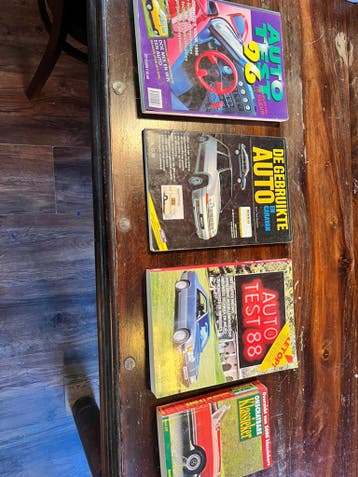 18x autotests boeken / jaarboeken
