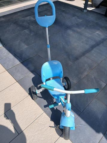 Blauwe kinderfiets met duwstang - Ideaal voor de kleintjes