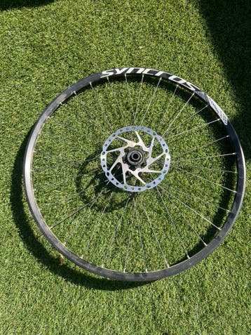 Syncros 27,5 inch voorwiel