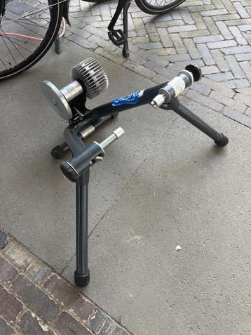 Kurt Kinetic fietstrainer - Indoor training