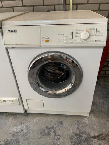 Miele Novotronic W 843 Wasmachine - Betrouwbaar en Degelijk