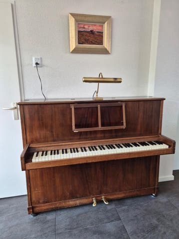 Piano, Hornung & Møller, 1955, gratis af te halen