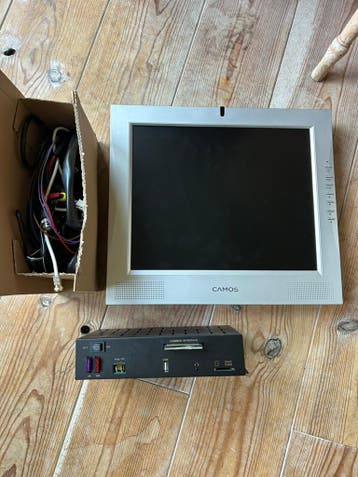 Te koop TV set met sateliet