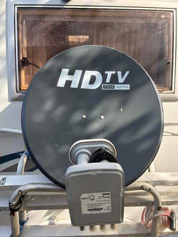 Canal Digitaal Satelliethandset - Schotel + MZ101 Ontvanger
