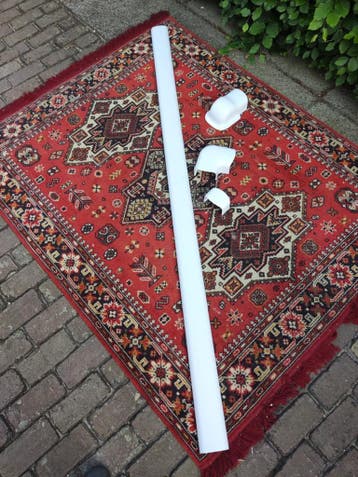 Gootmateriaal voor airco/warmtepomp, alleen ophalen.