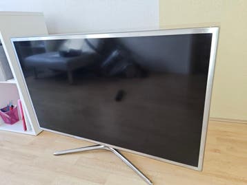 Samsung Smart TV 43 inch met donkere balk onderin