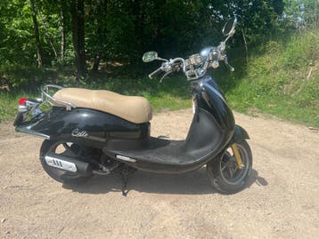 Sym cello zwart verkocht!!!