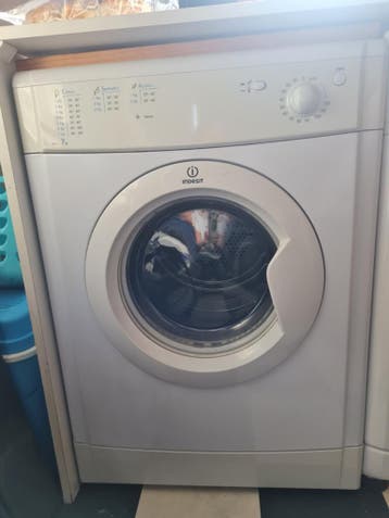 Droger Indesit IDV75