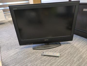 Sony bravia 32 inch lcd tv