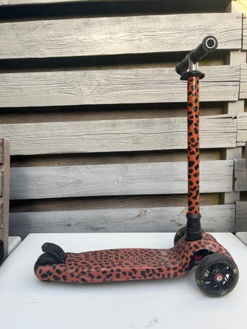 Kinderstep met luipaardprint - Gebruikt