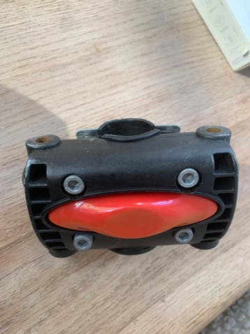 Polisport holder en bobike holder (gratis)