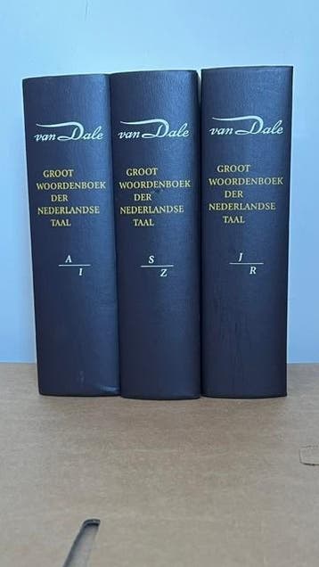 GRATIS Van Dale Groot Woordenboek van de Ned. Taal, 3 delen.