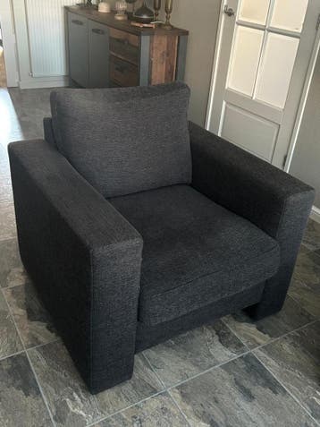 Comfortabele donkergrijze fauteuils