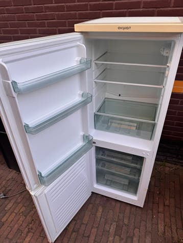 GRATIS koel-vriescombinatie - werkt slecht