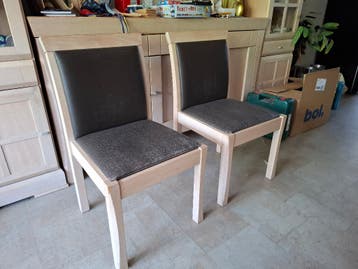 Eetkamer stoelen 4 stuks