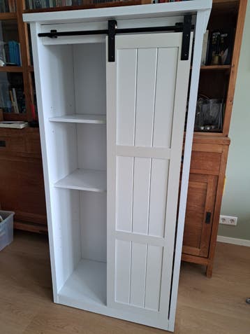 Kast gratis op te halen