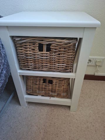 Kastje met rieten manden gratis afhalen in Vlissingen