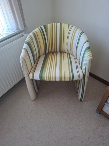 Fauteuiltje geel wit groen gratis af te halen Vlissingen