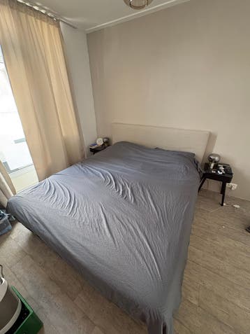 Boxspring 180x200, kraakt!