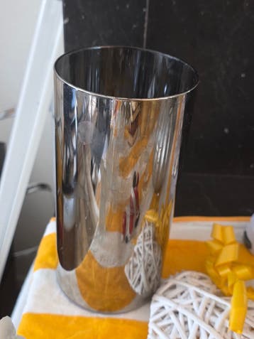 Zilverkleurige Vaas/Bloempot - Modern Design