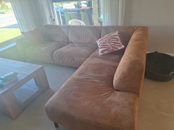 GRATIS Hoekbank cognac kleur