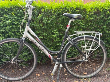 Sensa fiets voor onderdelen, oud ijzer of opknapper