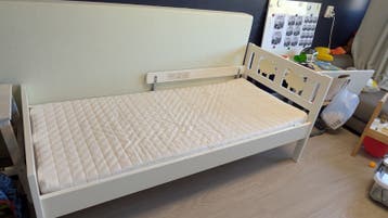 IKEA kritter kinderbed 70x160cm zonder matras
