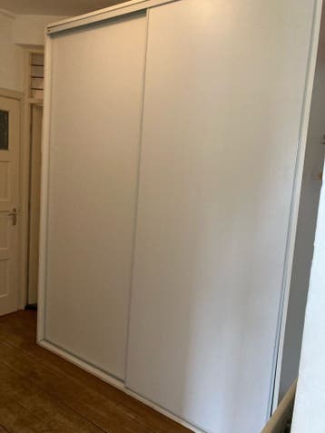 Kledingkast schuifdeuren