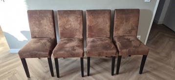 Set van 4 bruine eetkamerstoelen, gratis