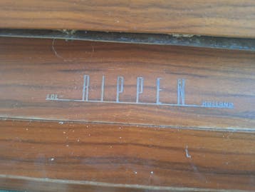 GRATIS OPHALEN   Oude rippen piano opknapper voor iemand