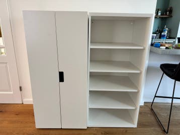Kledingkast met open vakkenkast