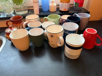 Collectie mokken en bekers - Gratis af te halen