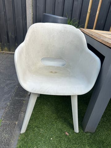 6 Gebruikte Kuipstoelen - Wit/Grijs Kunststof