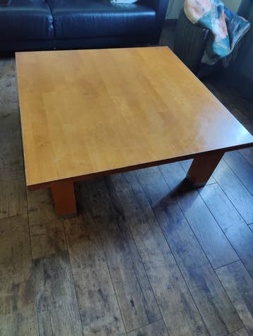 2 verschillende maten salontafels