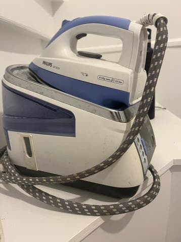 Philips GC 8220 Stoomstrijkijzer met stoomgenerator