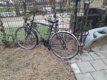 2 heren OPKNAP fietsen in staphorst