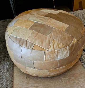 Leren poef, patchwork design, diverse bruintinten