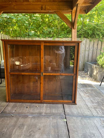 Prachtige buffetkast met schuifdeuren - 155x40x220,5 cm