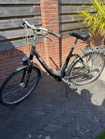 Giant Damesfiets. Met versnellingen.