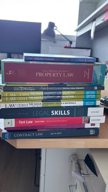 Diverse engels talige theorie boeken rechten