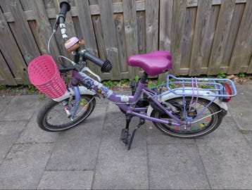 Batavus kinderfietsje 16 inch - Kan nog prima een ronde mee