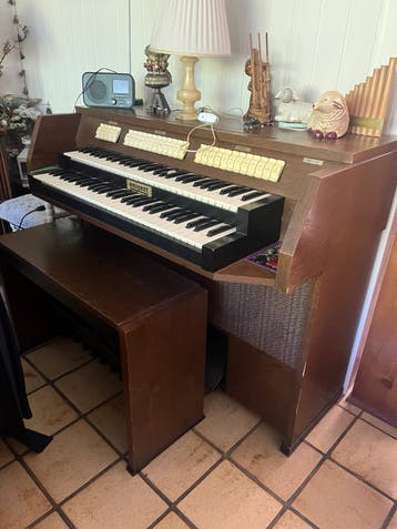 Orgel. Defect, voor de klusser