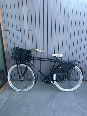 GRATIS Herenfiets - Pelikaan - Twee nieuwe banden nodig!