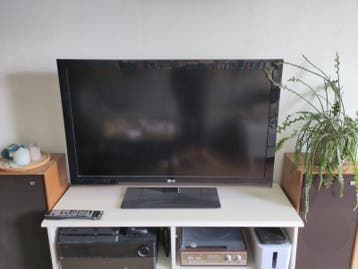 LG tv 42 inch